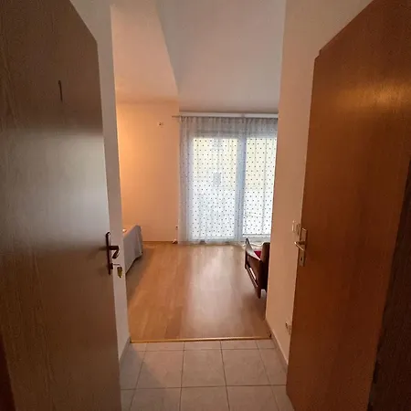 公寓 Markovic 扎达尔